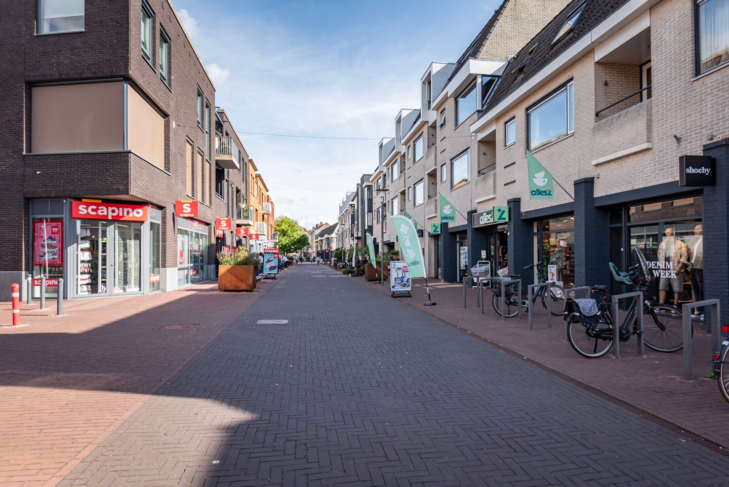 Photo 40 of van Nispenstraat 38