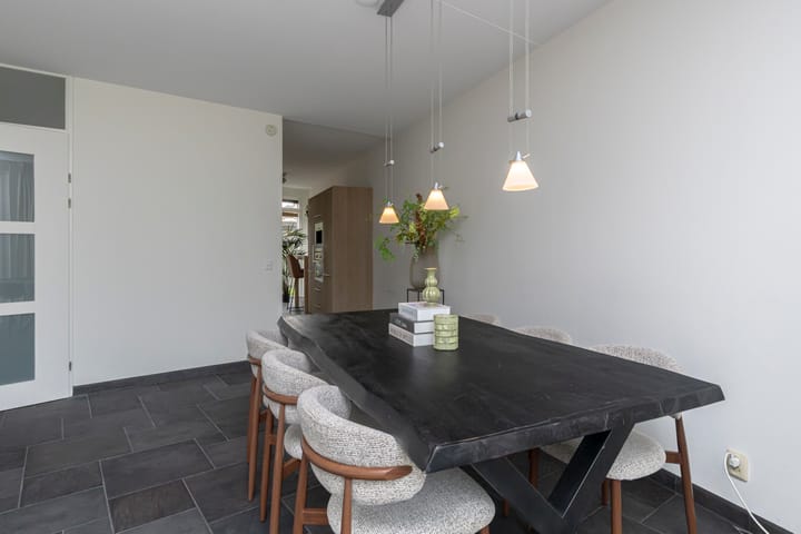 Tussenwoning te koop: Rieteiland 20, Rijswijk (Zh)