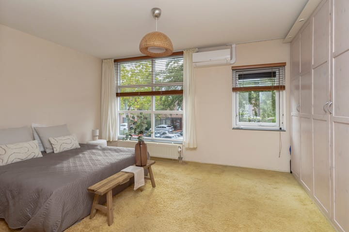 Tussenwoning te koop: Rieteiland 20, Rijswijk (Zh)