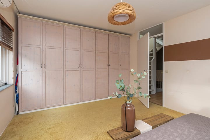 Tussenwoning te koop: Rieteiland 20, Rijswijk (Zh)