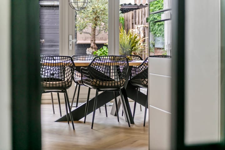Tussenwoning te koop: Vinkenstraatje 22, Tiel