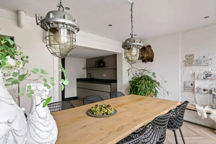 Tussenwoning te koop: Vinkenstraatje 22, Tiel