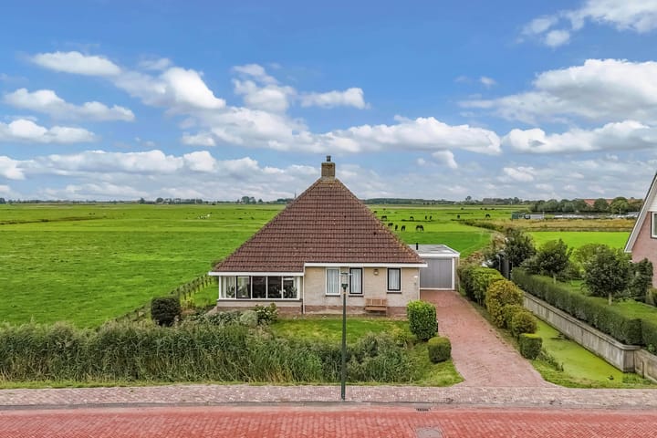 Vrijstaande woning te koop: Middelzeedijk 12B, Hartwerd