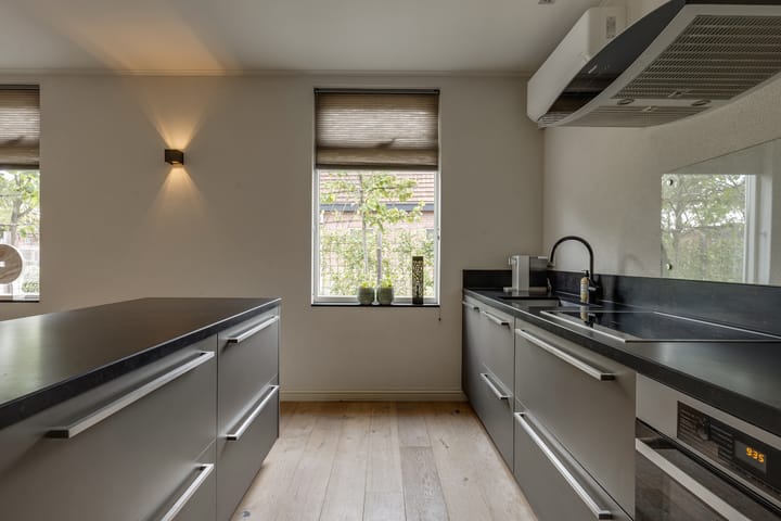 Foto 4 van Oranjestraat 64