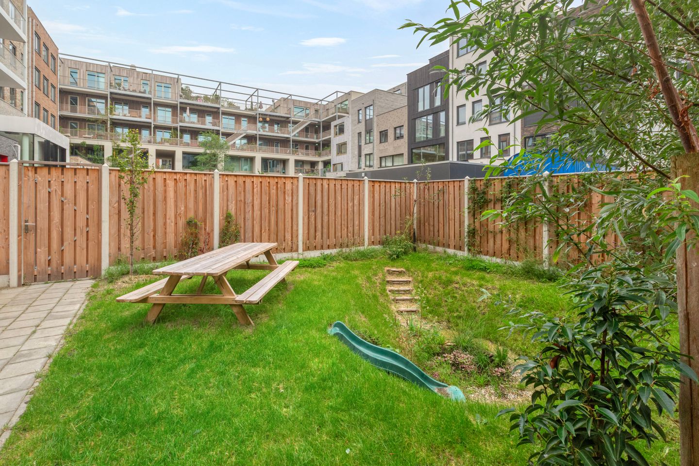 Photo 50 of Nydia Ecurystraat 3