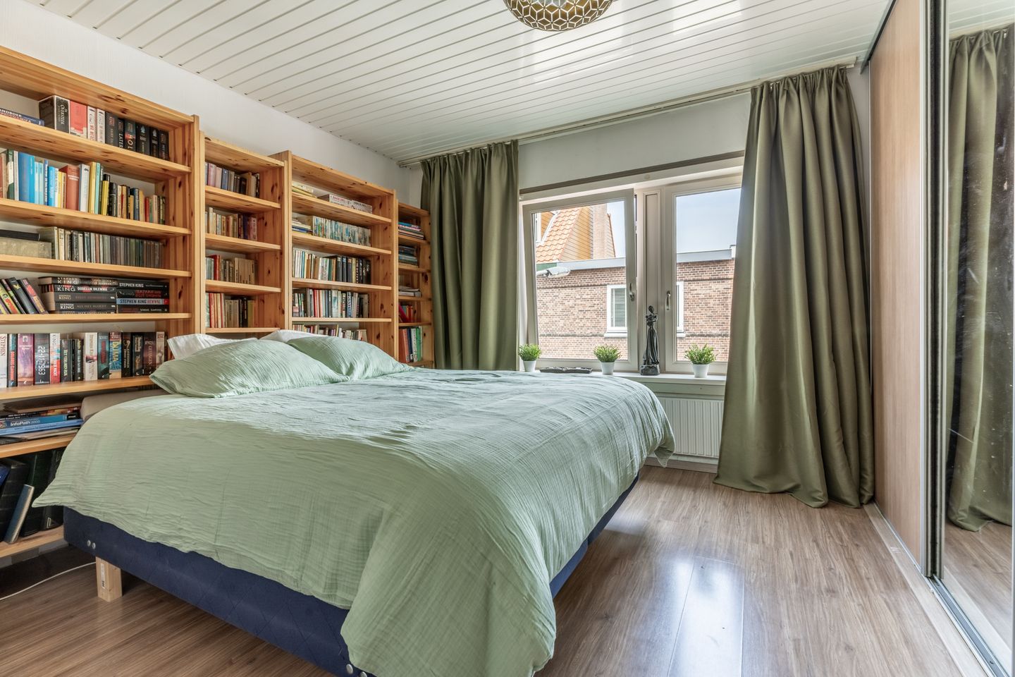 Foto 20 van Oost Indiëstraat 82
