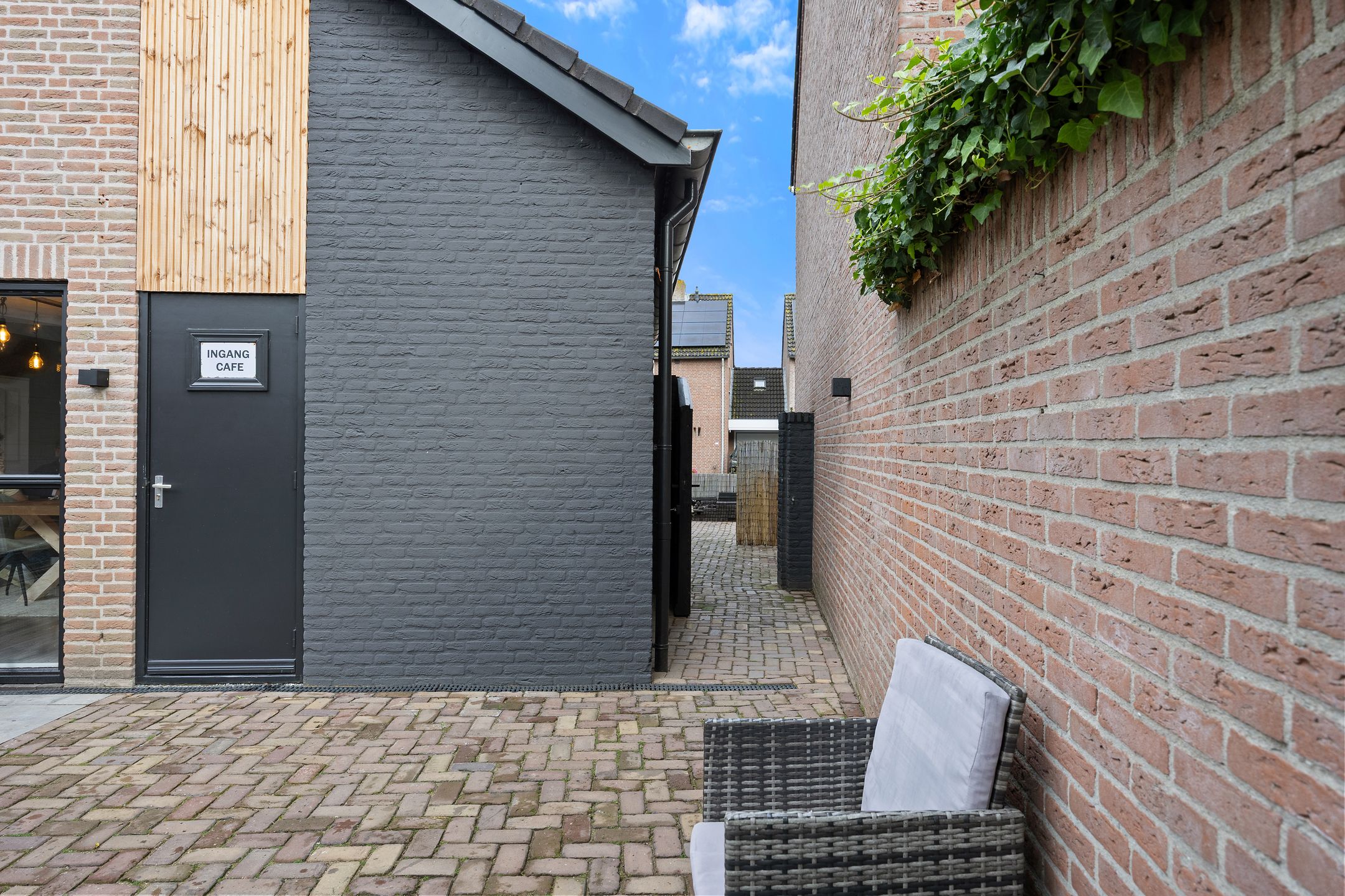 Photo 36 of Sweelinckstraat 103