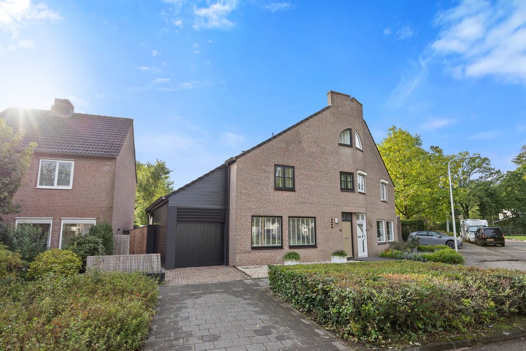 Photo 38 of Sweelinckstraat 103