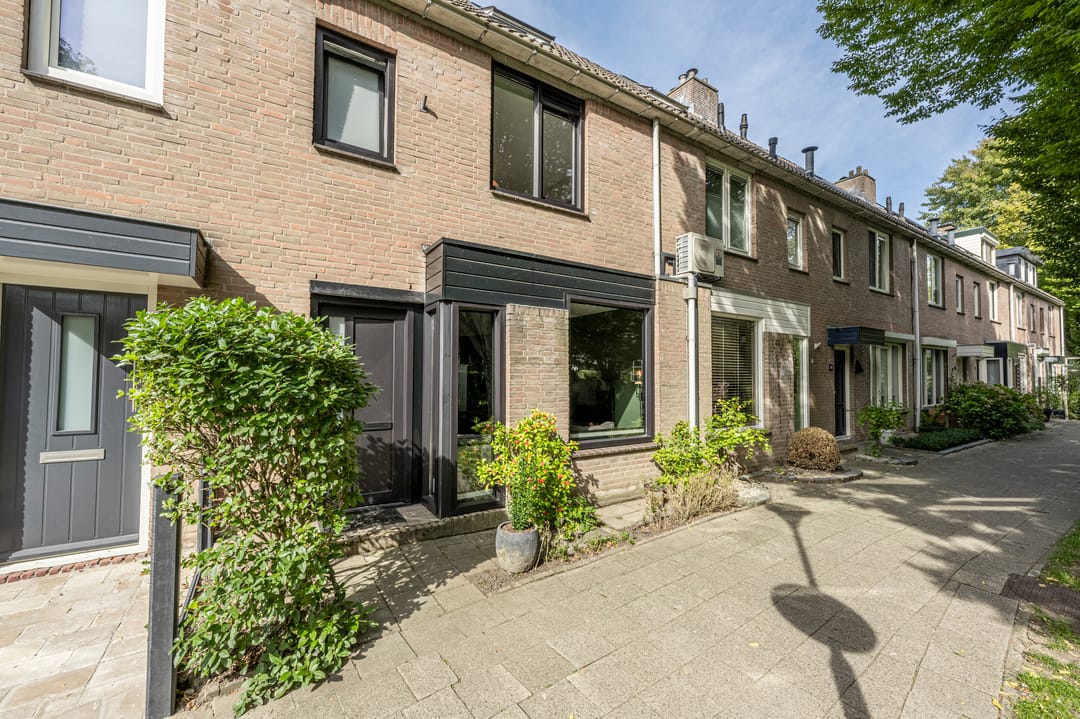Foto 1 van Klompenmaker 17