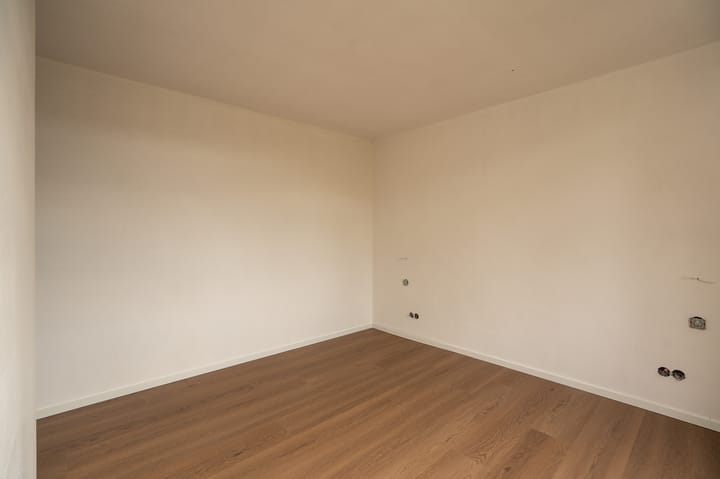 Tussenwoning te koop: Narva 4, Leerdam