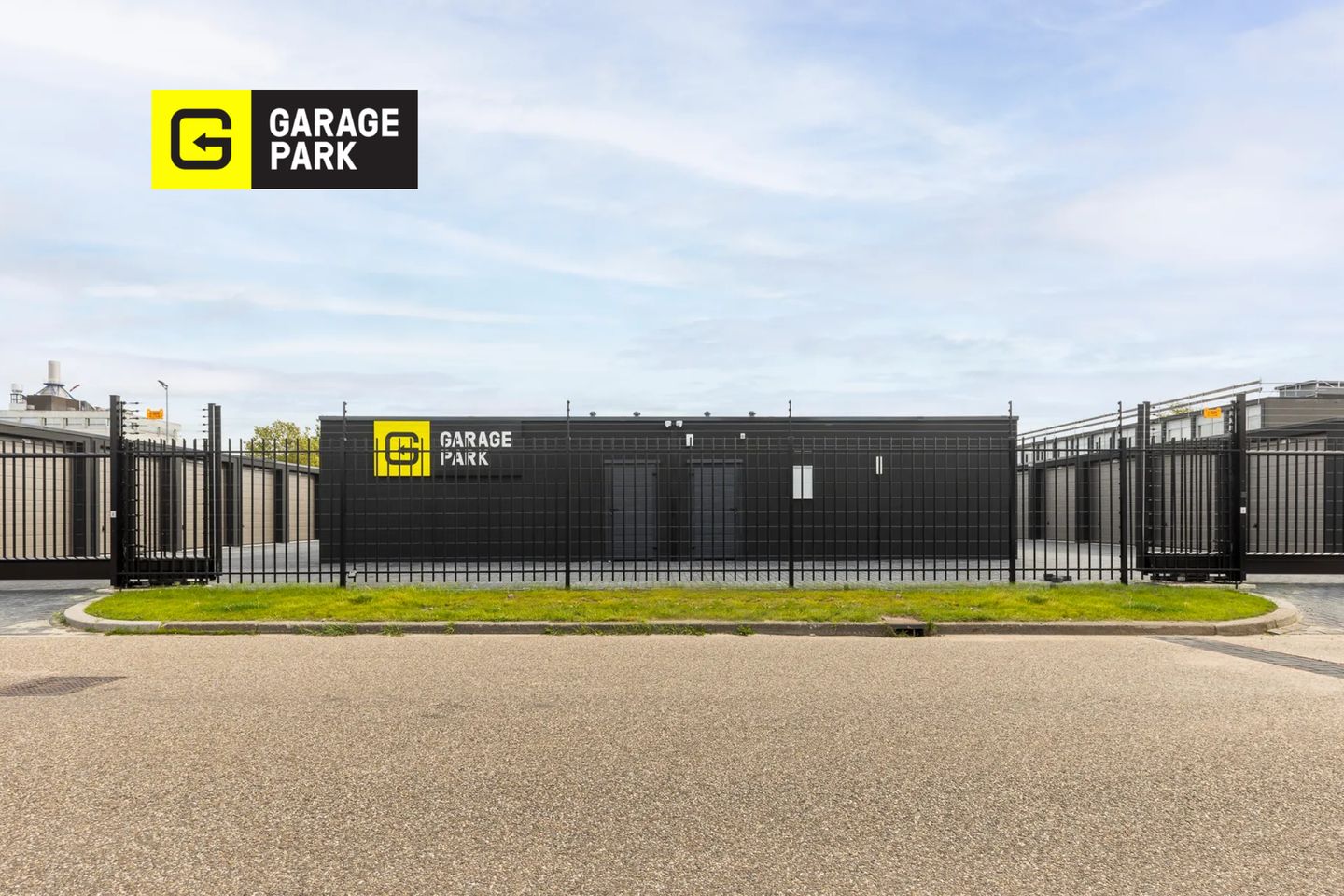 Bekijk foto 4 van GaragePark Hengelo