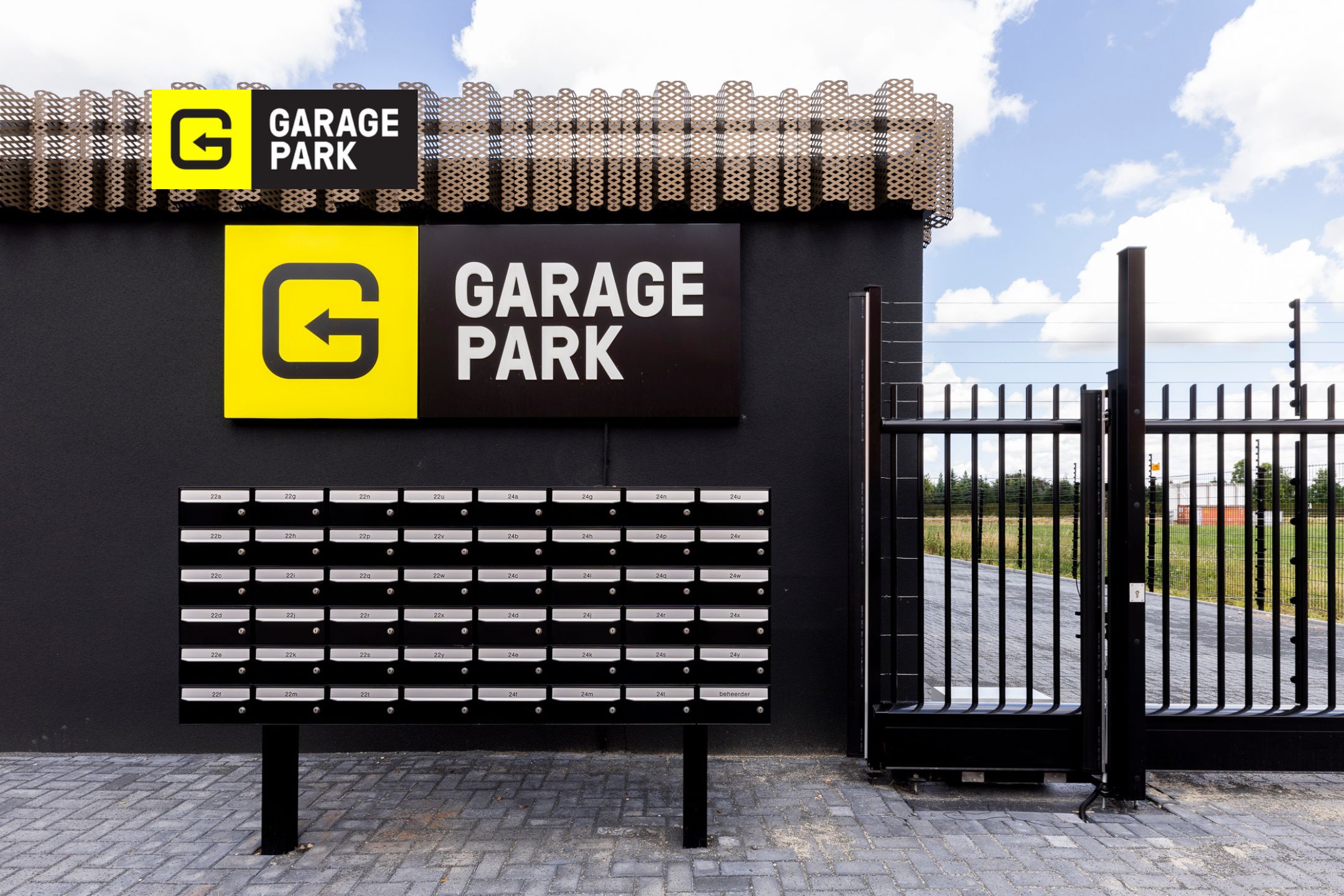Foto 12 van GaragePark Hulst XXL
