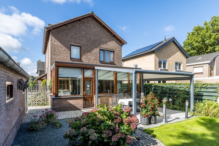 Vrijstaande woning te koop: Minnegardsweg 5, Voerendaal