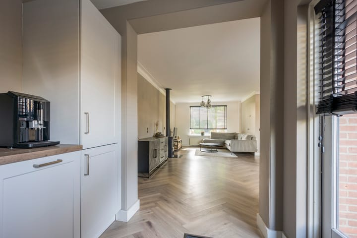 Tussenwoning te koop: Wouter Blomstraat 44, Nijkerkerveen
