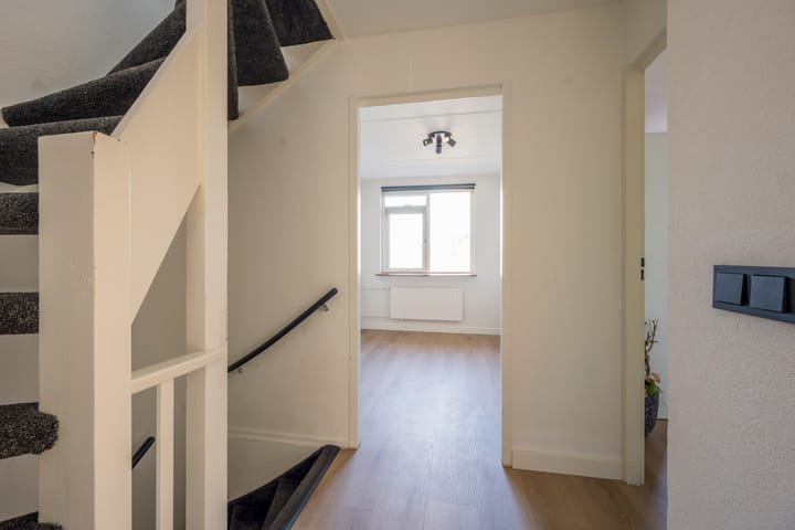 Tussenwoning te koop: Wouter Blomstraat 44, Nijkerkerveen