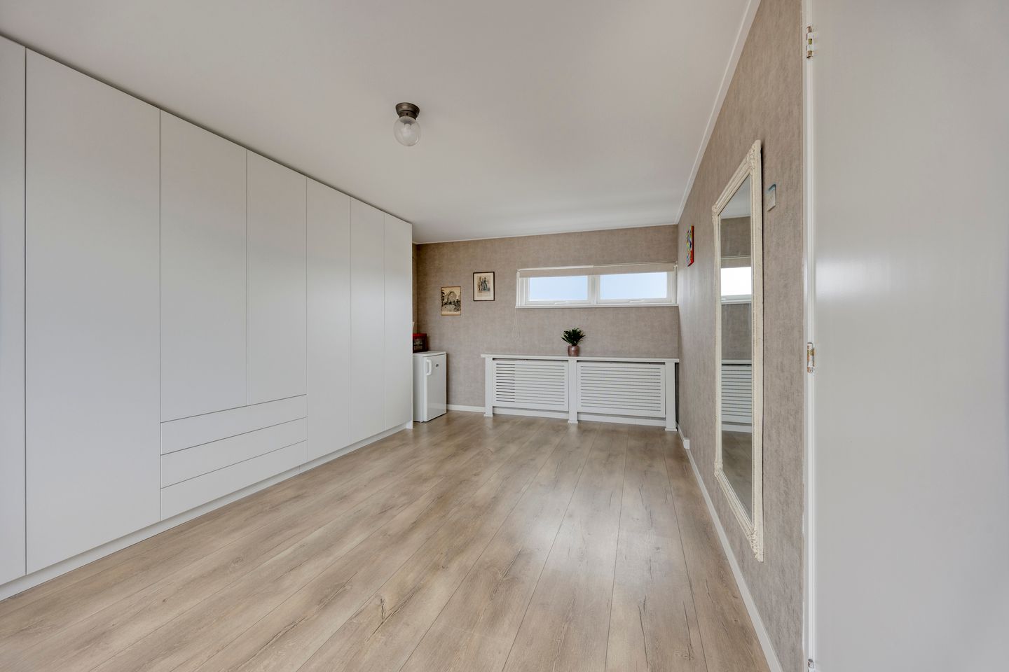 Photo 19 of Nat King Colestraat 11