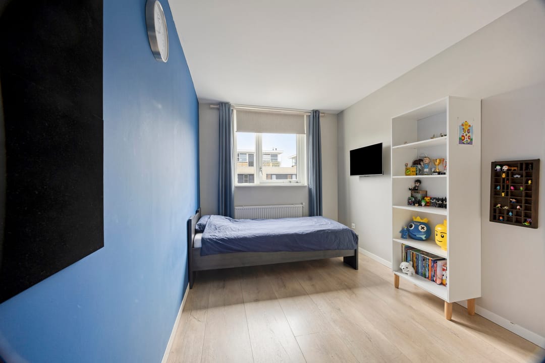 Photo 17 of Nat King Colestraat 11