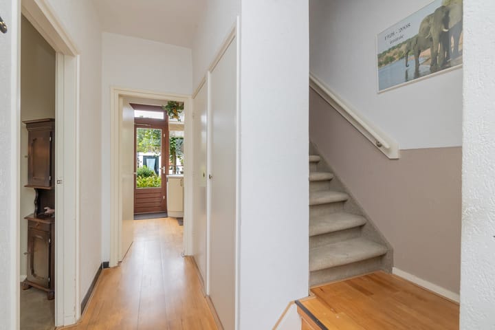 Tussenwoning te koop: Tulpenlaan 40, Bennebroek