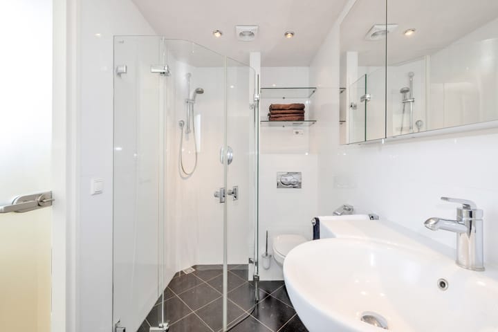 Tussenwoning te koop: Mussenhof 3, Schagen