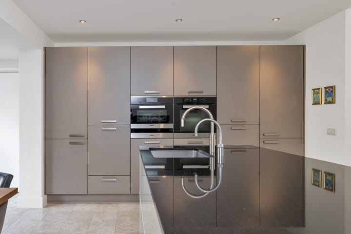 Tussenwoning te koop: Mussenhof 3, Schagen