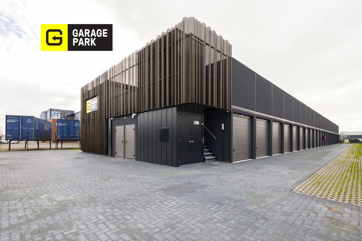 Bekijk foto 5 van GaragePark Sneek