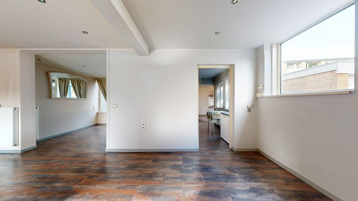 Tussenwoning te koop: Beneluxstraat 10, Landgraaf