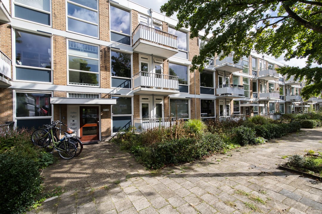 Foto 1 van Hijmans van den Berghlaan 6