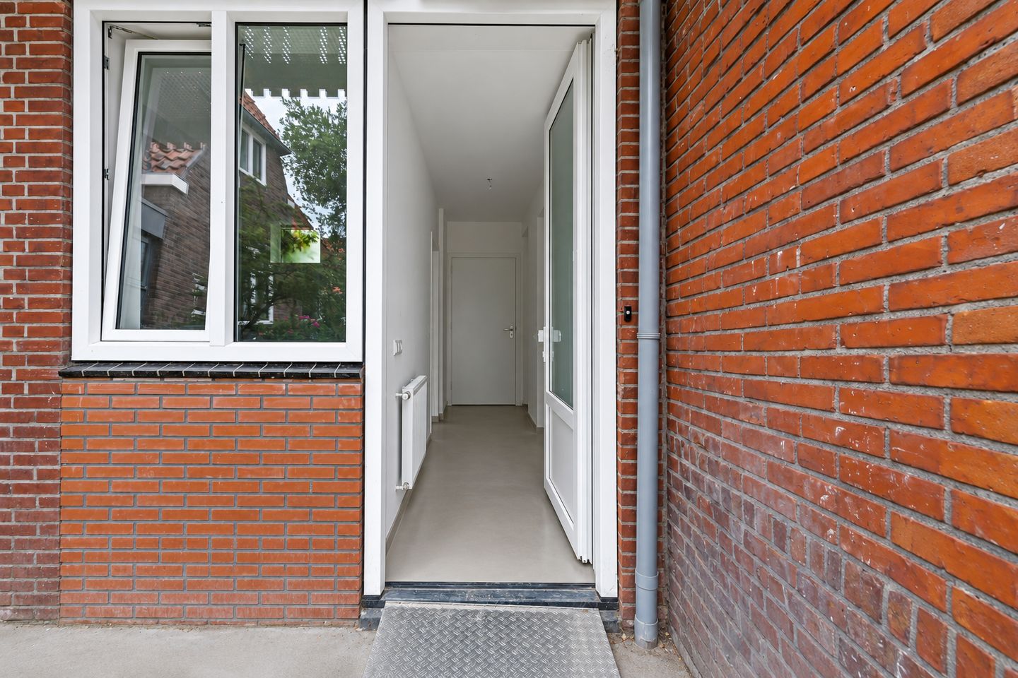 Foto 10 van van der Helststraat 43-A