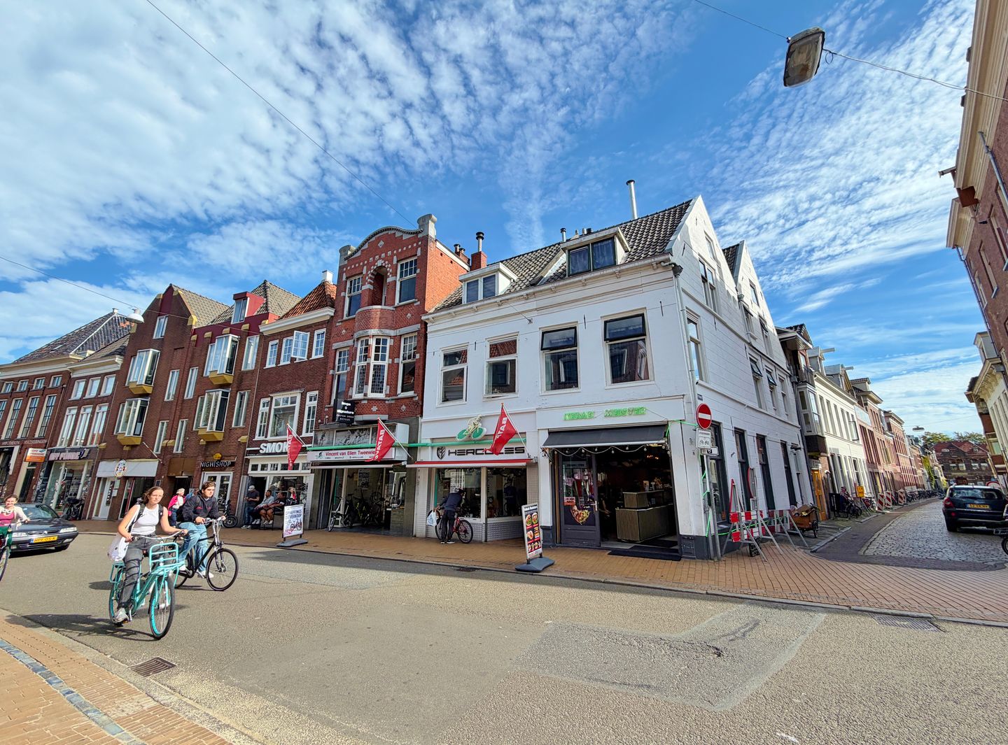 View photo 2 of Oude Ebbingestraat 81