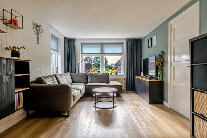 Twee-onder-één-kap te koop: De Buorren 139, Lippenhuizen
