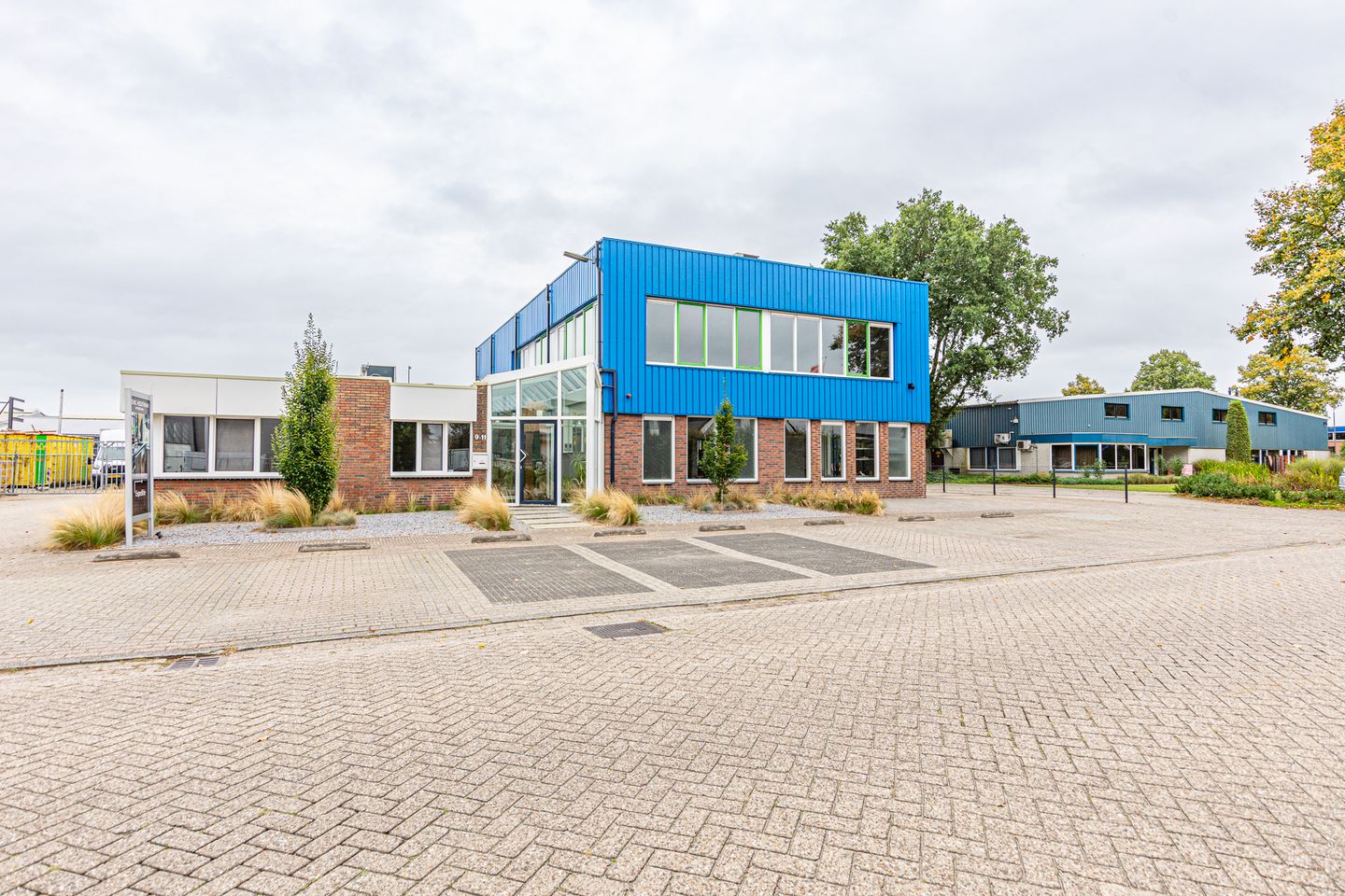 Bekijk foto 1 van Nijverheidsstraat 11
