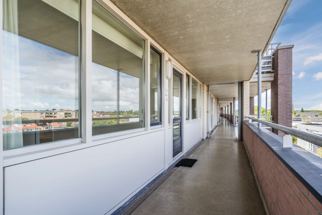 Photo 8 of Nassaustraat 186