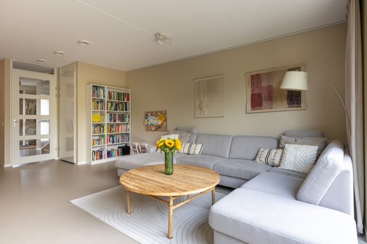 Tussenwoning te koop: Kastanjelaan 79, Weesp