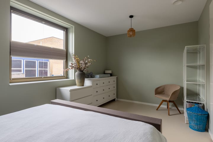 Tussenwoning te koop: Kastanjelaan 79, Weesp