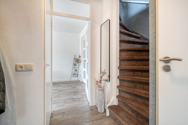 Tussenwoning te koop: Van der Brugghenstraat 20, Bergentheim