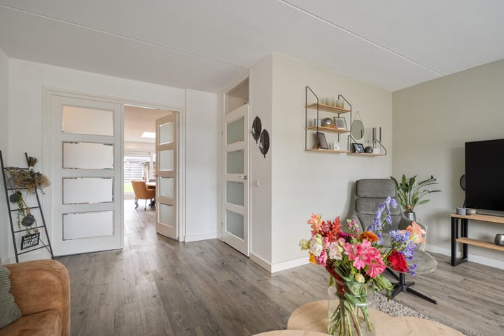 Tussenwoning te koop: Van der Brugghenstraat 20, Bergentheim