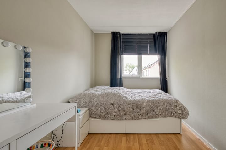 Tussenwoning te koop: Van der Brugghenstraat 20, Bergentheim