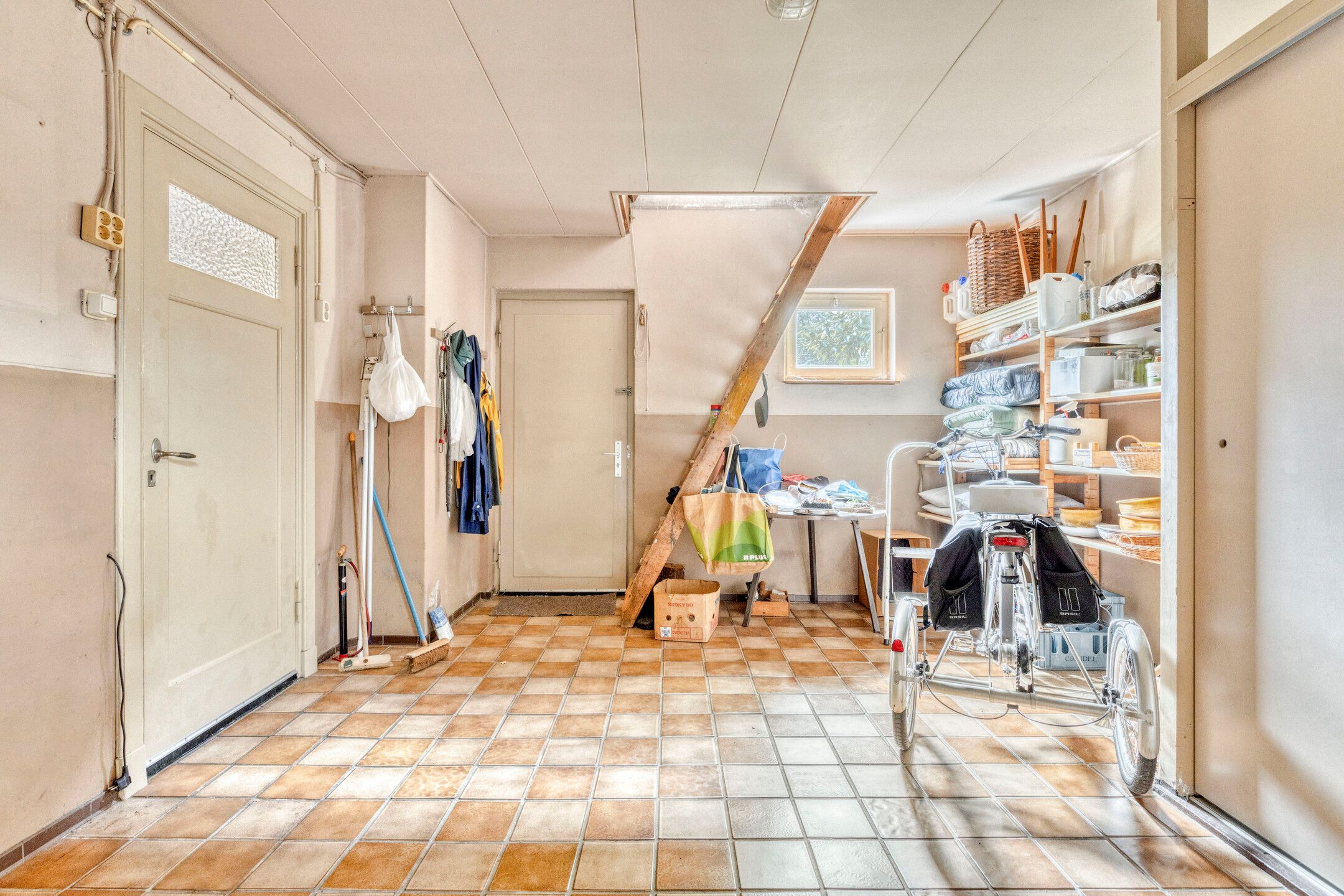 Foto 42 van van Hövellstraat 20