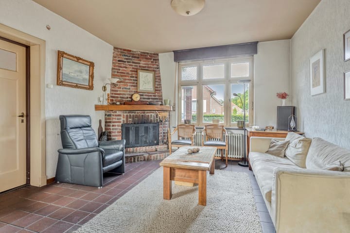 Vrijstaande woning te koop: van Hövellstraat 20, Helden