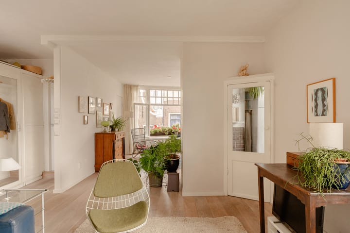 Studio te koop: Zeedijk 102-3, Amsterdam
