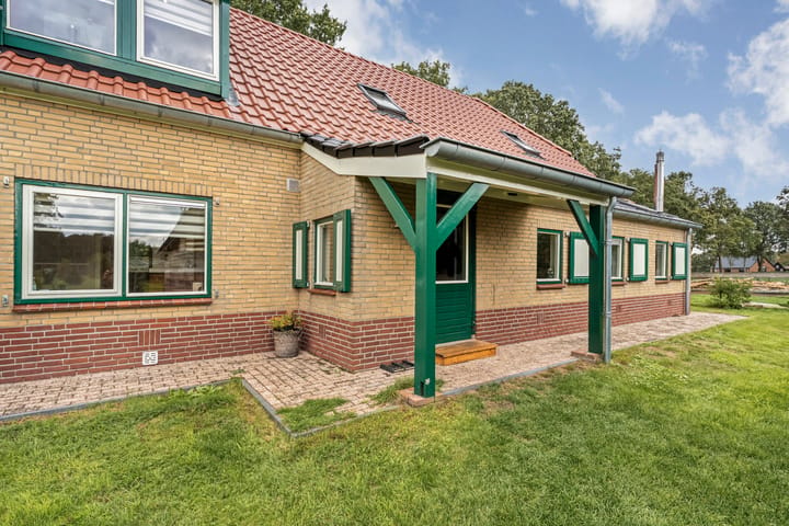 Vrijstaande woning te koop: Haarweg 8A, Tiendeveen (Gem. Hoogeveen)