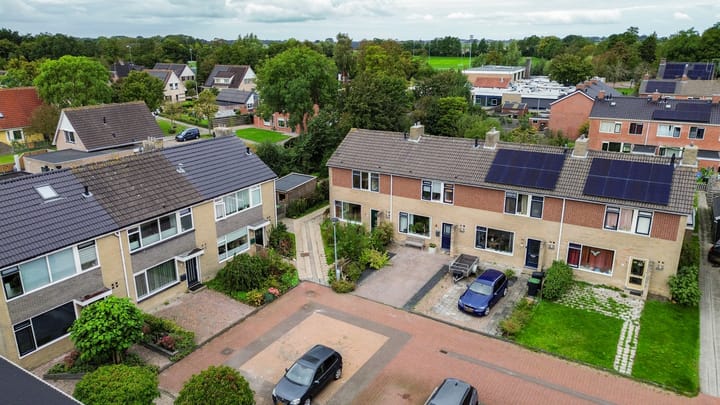 Hoekwoning te koop: De Vennen 51, Eenrum