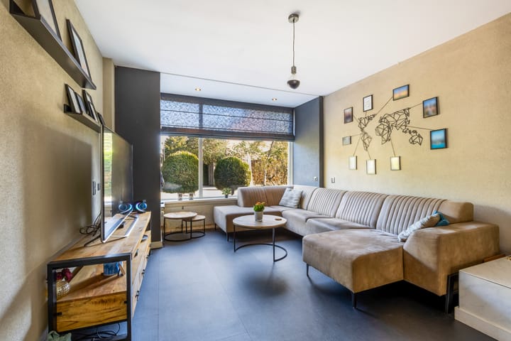 Tussenwoning te koop: Gomarushof 84, Hilversum
