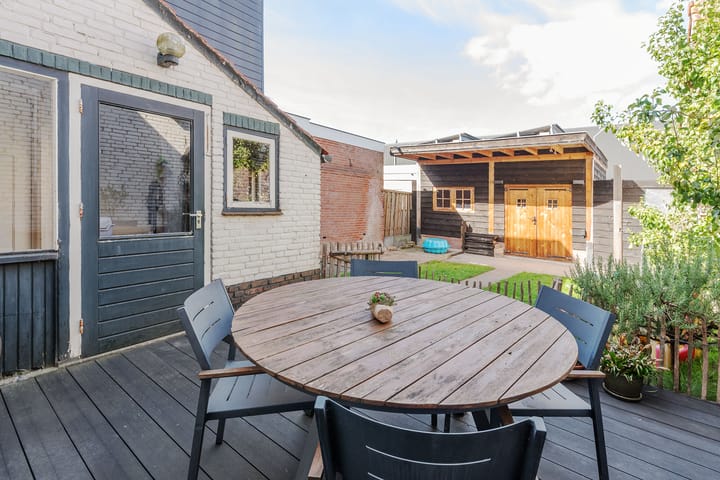 Tussenwoning te koop: Aalsmeerderweg 765, Rijsenhout