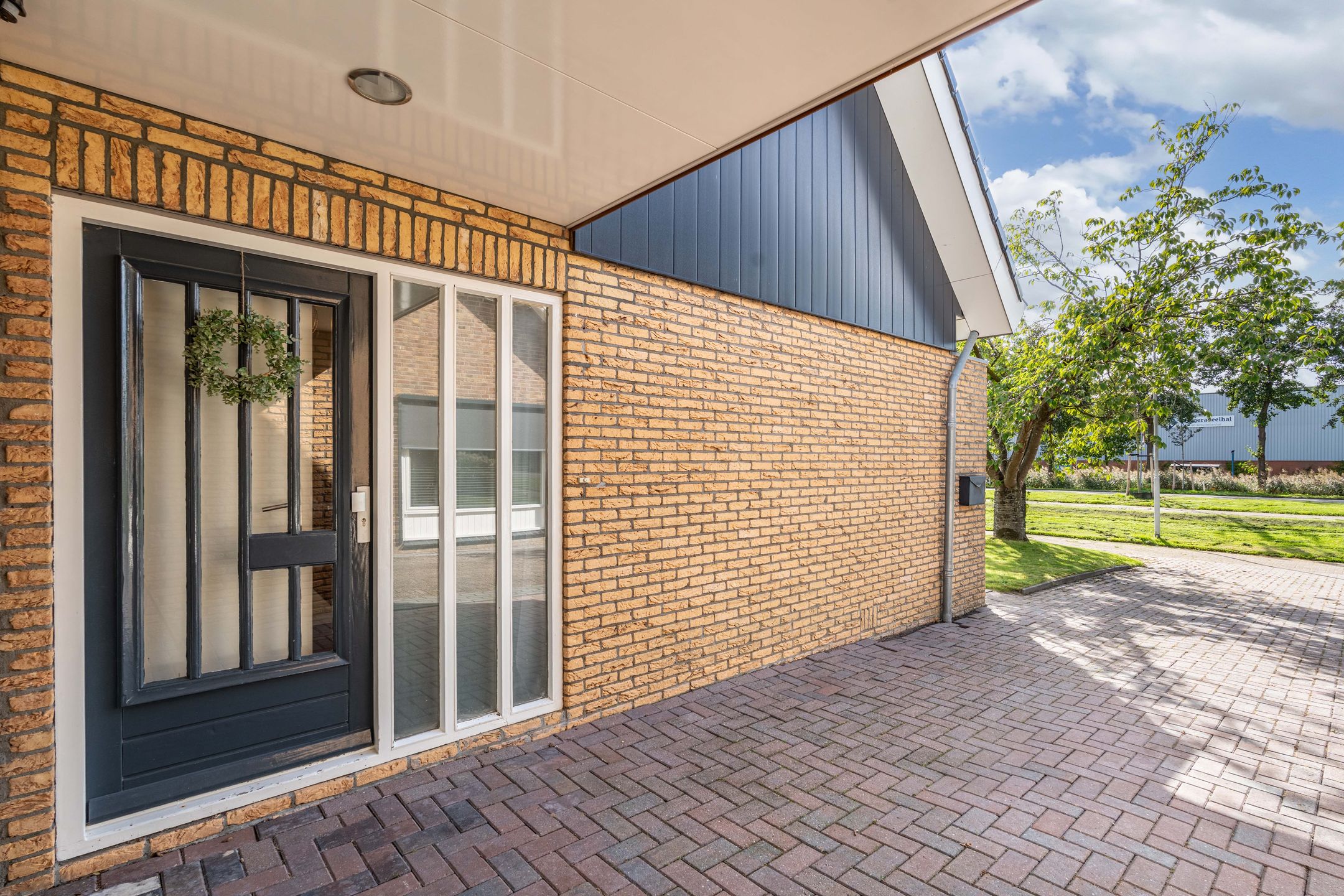 Photo 15 of Feansterdyk 41