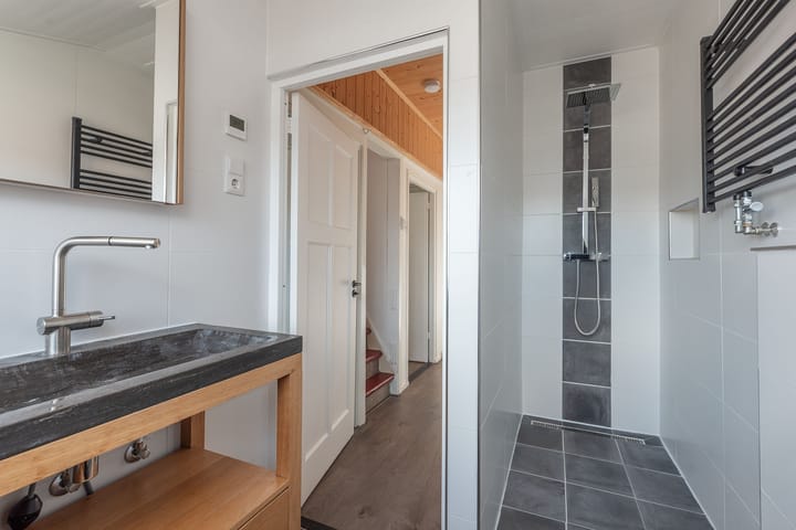 Tussenwoning te koop: Aalsmeerderweg 765, Rijsenhout