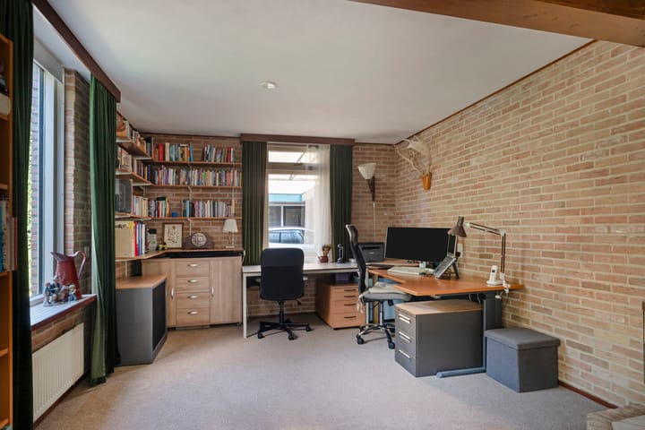 Hoekwoning te koop: Seringweg 43, Ermelo
