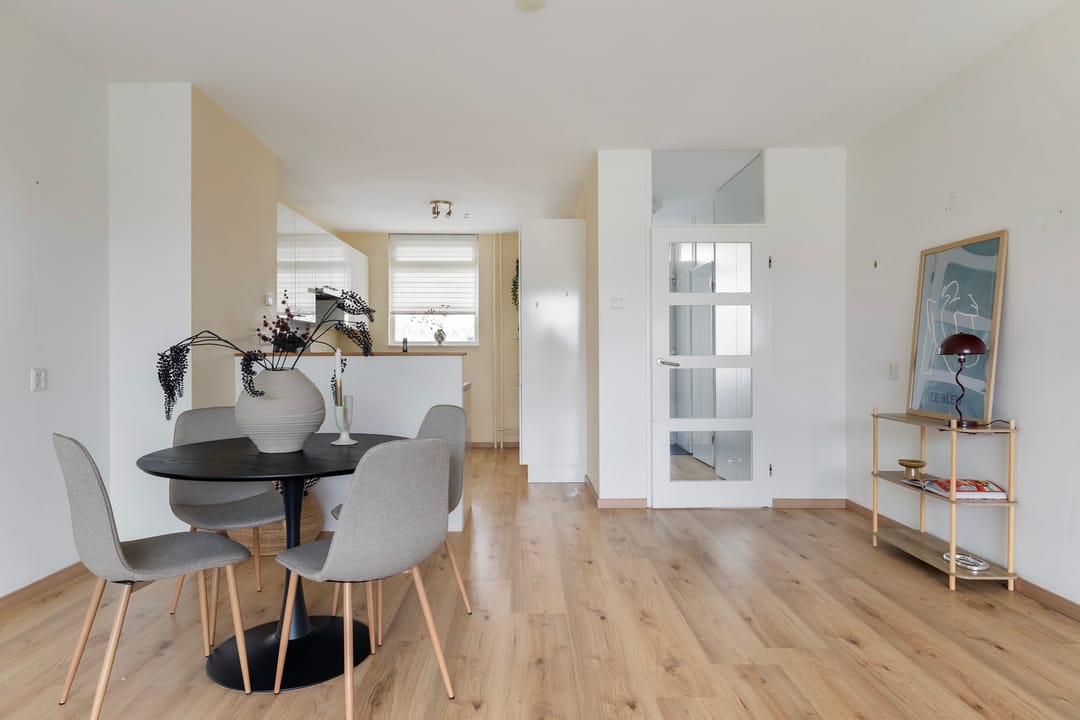 Photo 16 of Haringvlietstraat 161