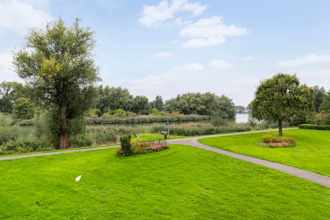 Photo 41 of Haringvlietstraat 161