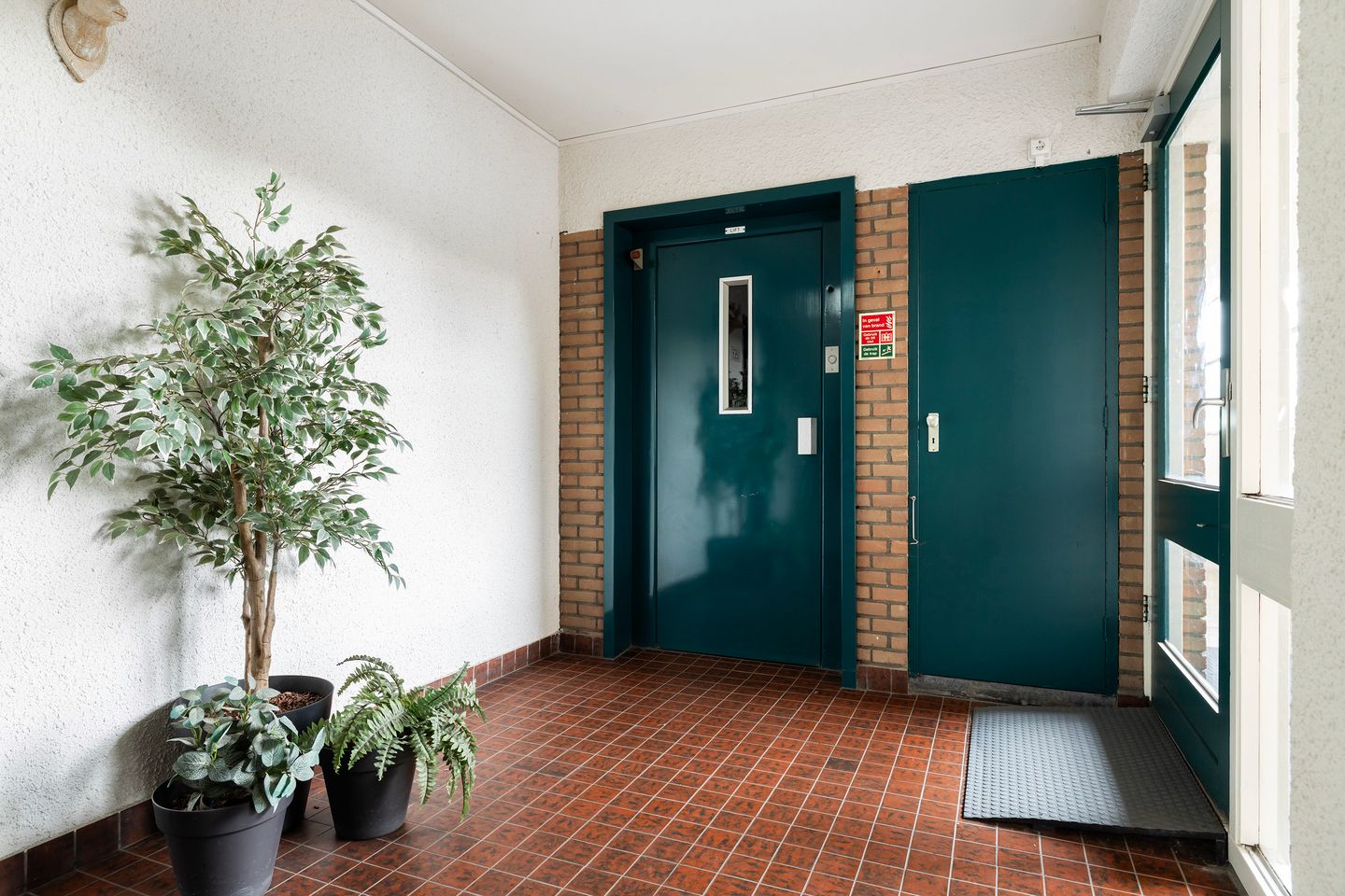 Photo 34 of Haringvlietstraat 161
